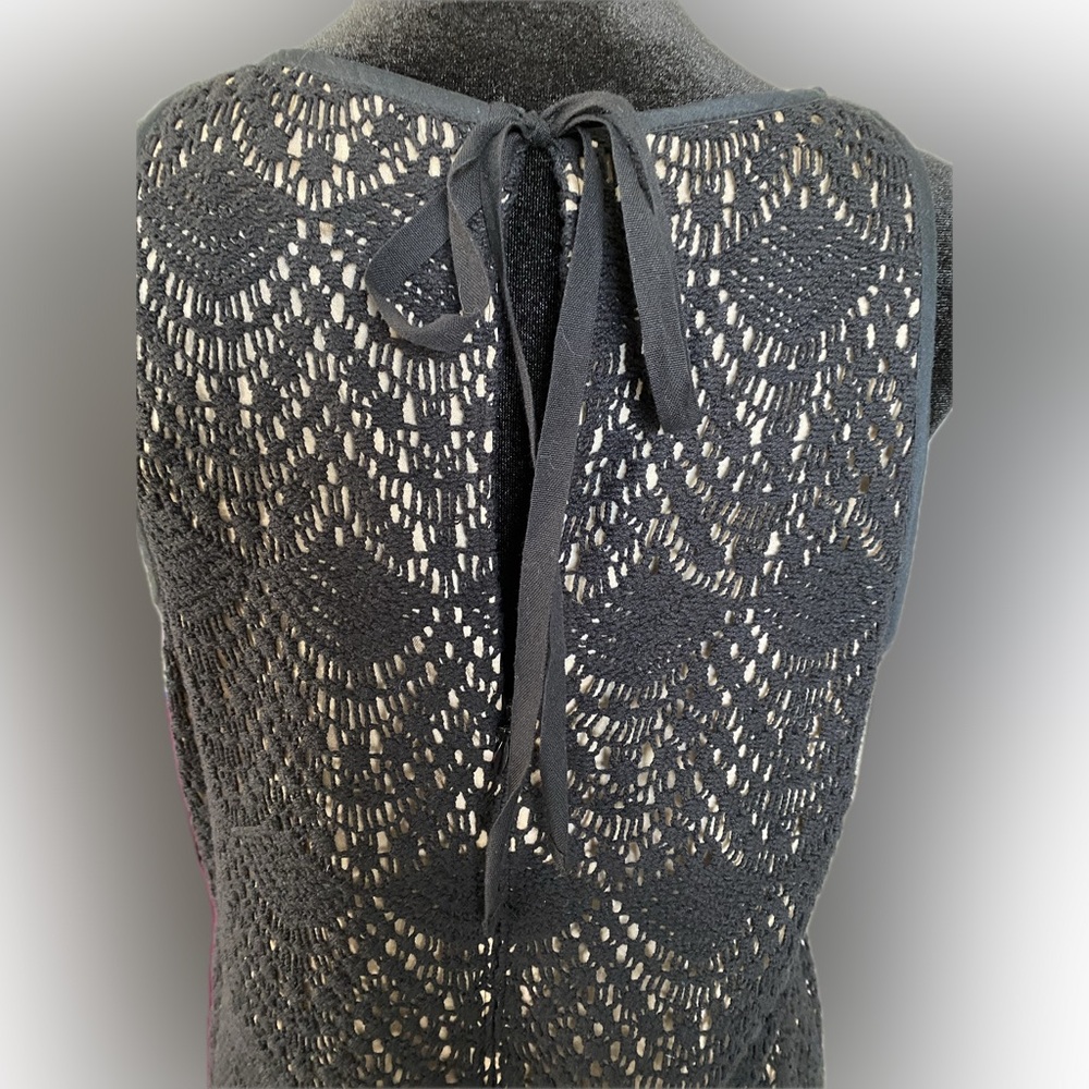 LOFT Crochet Tie Back Sheath Dress - Size 8 - Picture 5 of 11